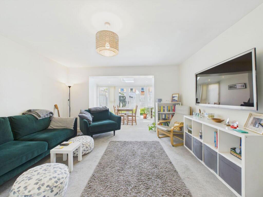 Pascal Mews, Oakgrove, Milton Keynes